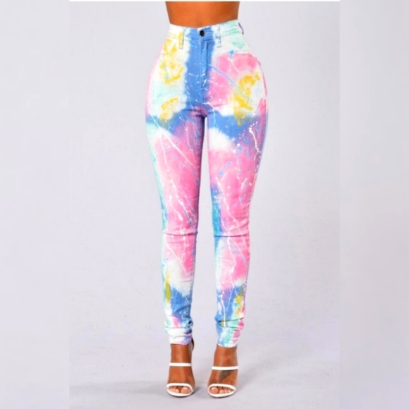 NWT Stretch Paint Splatter Jeans